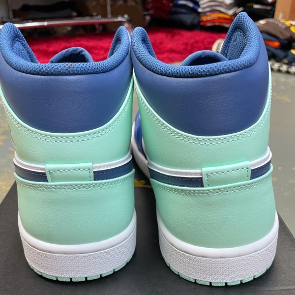 Nike Air Jordan 1 Mid Blue Mint 554724-413 10 Retro Tiffany Igloo Green Navy - Picture 9 of 10